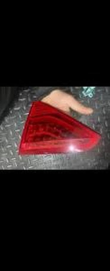 prekidac za sekvent plin: AUDI A5 STOP SVETLO LED NA GEPEKU 8T0945094C | Audi vagen delovi — 1