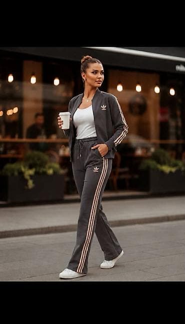 drvene papuce: Materijal pamuk
M, l, XL, 2XL
Zvonaste nogavice
Cena 3250 din ❤️‍🔥 
zs — 6