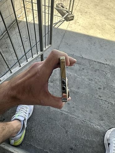 iphone cene: Iphone 14 Pro Max 256gb (Očuvan) Bh 86%  256gb   iphone je rađen za — 6