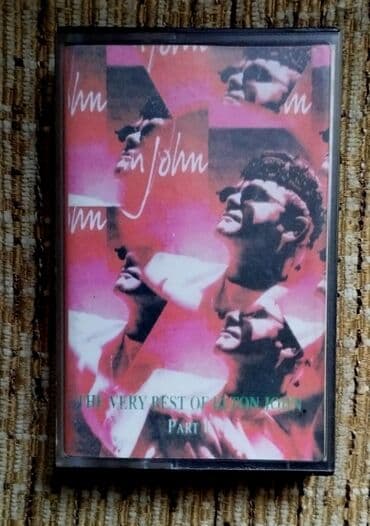 audi coupe 2.2 s2: 4 originalne kasete Elton John (Very Best + Reg Strikes Back) — 3