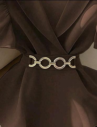 ugg opanci: Elegantna ženska bluza sa peplum krojem i ukrasnim pojasom - Boja — 4