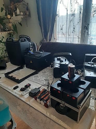 spusteni plafoni cena: DJ efekti i dim – komplet set U kompletu se nalazi sve što je — 8