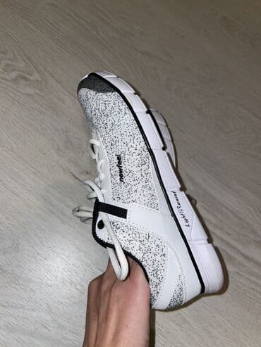 nike react zenske patike: 38, color - White — 3