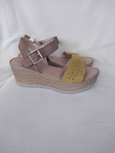 oksfordice sa platformom: Sandals, Aeros, 38 — 2