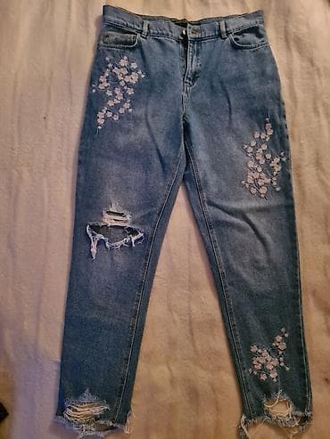 zara pantalone moje krpice: Ženske skinny farmerke LCW JEANS sa cvetnim detaljima i efektom — 2