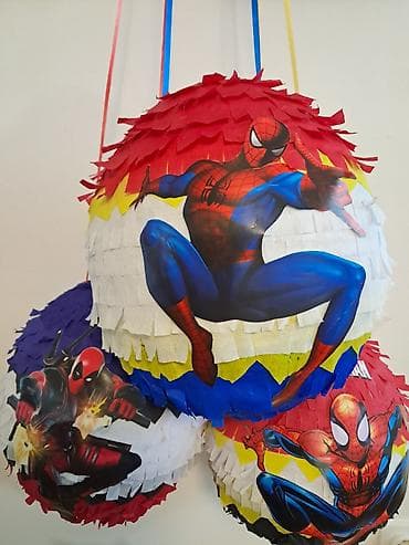 komplet odela: Tematske pinjate – Spider‑Man i Deadpool - Ručno izrađene, okrugle — 2