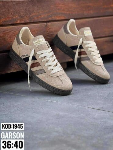 Women's Sneakers and athletic shoes: Adidas, 38 — 1