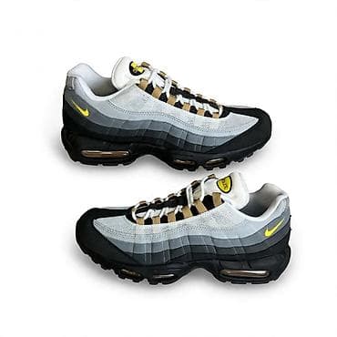 electro style: Nike Air Max 95 patike – siva/bele nijanse sa crnim i žutim detaljima — 1