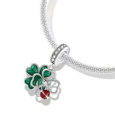 Privezak za pandora narukvicu
Cena:1700 din 
💋