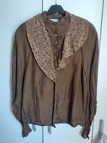 Braon ženska bluza sa bogatim čipkanim karner-okruglim okovratnikom u