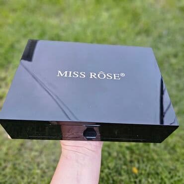 muller kofer sa šminkom: 🌺 miss rose kofer 🌺 🥰 pun kofer sa šminkom🥰 🌺set sadrži : 🌺 180 boja — 8