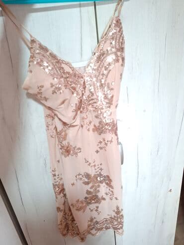 S (EU 36), Na bretele