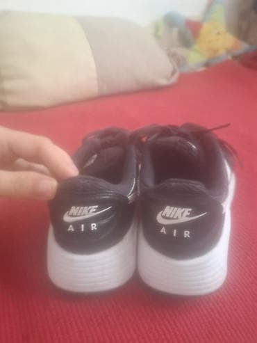 patike nike muske: Nike Air patike za trčanje/trening - Model: Nike Air (oznake na peti — 2