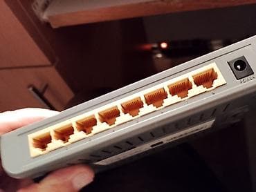 polovni hi fi: Synergy 21 S21-GS1008D gigabit mrežni prekidač - 8-portni Gigabit — 4