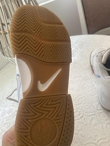 patike sandale: Nike patike za trening/teren - Model: nizak profil, klasično pertlanje — 7