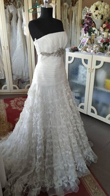 Wedding Clothes: Snežno bela top venčanica od organdina sa aplikacijama cvetova po — 4