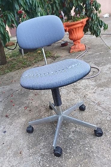 ikea sklopive stolice: Radna/računarska stolica na točkovima — 1