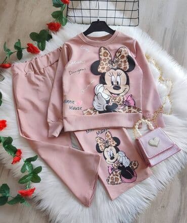 Veličine od 3 do 10 Cena 2850 din Dečije trenerke – komplet duks +