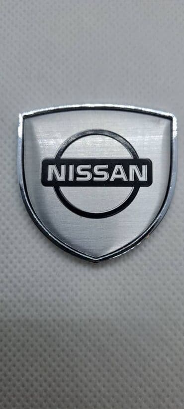 teretne gume 13 c: Samolepljivi metalni stiker za automobil - NISSAN Metalni stiker za — 1