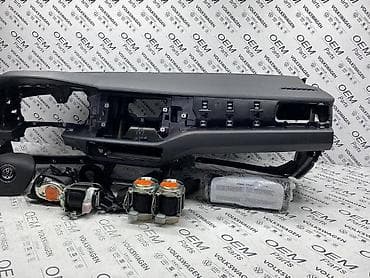 auto delovi loznica: KOMPLET TABLA SA AIRBAG-OVIMA ZA VOLKSWAGEN POLO | Komplet tabla sa — 3