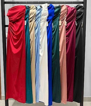 kiko sjaj za usne: 🎗️ Haljina – 3700 din Elegantna, duga satenska haljina bez bretela sa — 3