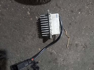 rese: REOSTAT VENTILATORA KABINE ZA VOLKSWAGEN PHAETON OD 2003. DO 2009 — 1
