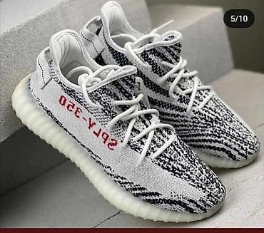 patike pancevo: Yezzy 
36-46
4400 din 
PK🌛 — 1