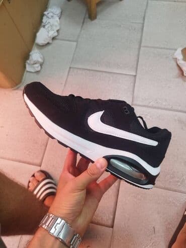 Patike, veličina - 39