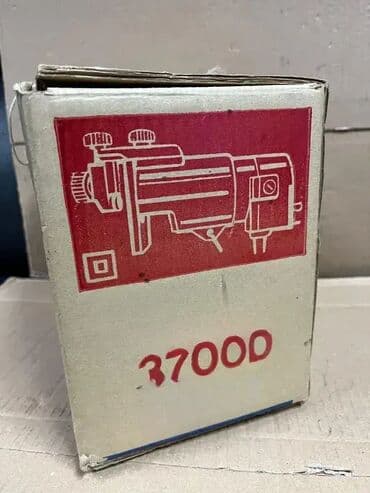 iznajmljivanje mesalice za beton beograd: *** AKCIJA *** #2825 Glodalica za drvo MAKITA 3700B; Orginal Makita; — 7