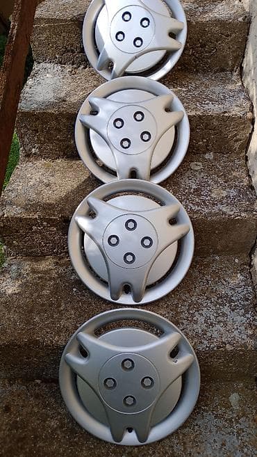 auto otpad vrbas: Ratkapne 12 / R 12 nove. Nisu kineske proizvedene su u Evropi — 4