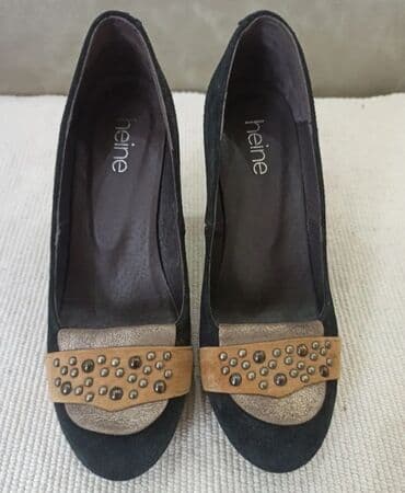 Pumps, 37 — 5