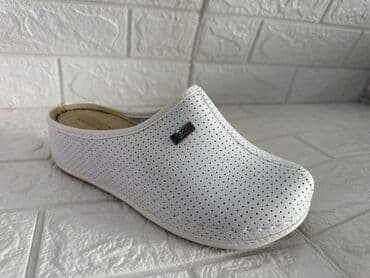 crocs zenske klompe: 36-41
1500din — 15