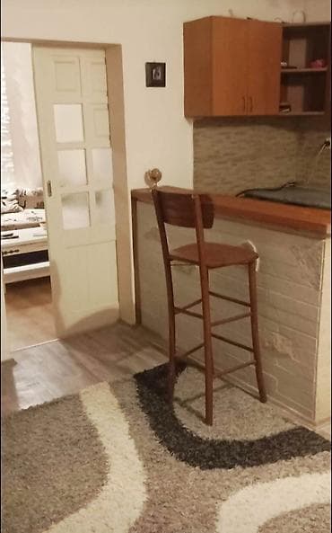 rent apartment novi sad long term: Zvezdara, Bulbulder blizina,centra, Djermai,zdajem stan u zasebnoj — 7