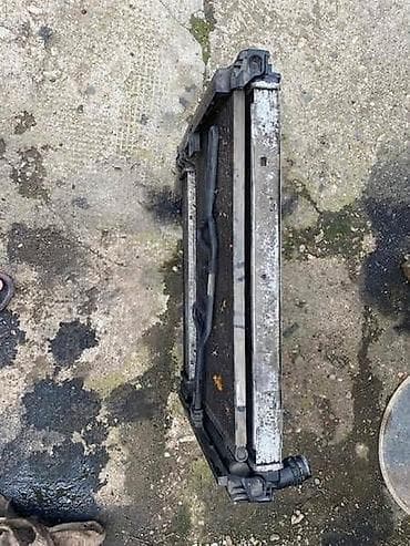 HLADNJAK KLIME I VODE ZA BMW SERIJA 1 OD 2004. DO 2010. GOD. | at lalafo.rs HLADNJAK KLIME I VODE ZA BMW SERIJA 1 OD 2004. DO 2010. GOD. |