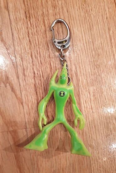 dvorac sator za devojcice: Ben 10 original figura - privezak za kljuceve. Veliki kao igracka — 1