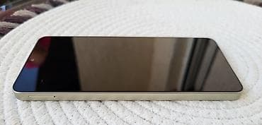 telefon na tipke: Samsung Galaxy A06 4/128 GB Samsung Galaxy A06 sa **4 GB RAM — 4