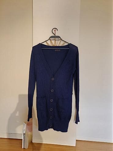 dzemperi zenski dugi: Ženski dugi kardigan – tamnoplavi - Model: dug kroj, duboki V-izrez - — 1