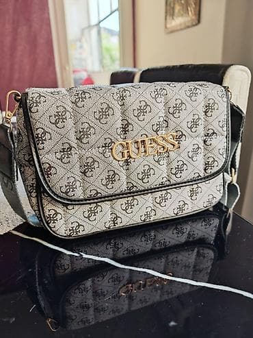 paulaner case za pivo: GUESS torbica preko ramena – monogram sivi print - Originalni GUESS — 2