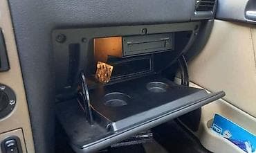 navigacija za auto: KASETA SA CD SARZEROM ZA OPEL ASTRA G | Svi delovi za Opel vozila  — 1