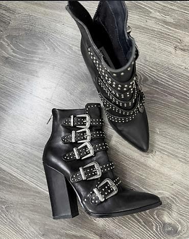 steve madden zlatne sandale: Čizme, 37.5, bоја - Crna — 1