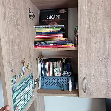 Komode: Radni sto, radjen po meri. Veoma malo koriscen. Fenomenalan, da dosta — 2