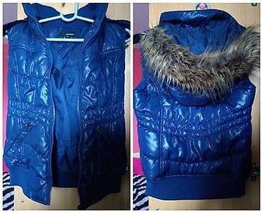 Tally Weijl plavi prsluk sa kapuljacom. Malo nosen, bez ostecenja