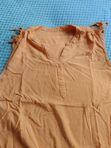 crop top h m: Ženska haljina dugih rukava u boji maline, izrađena od rebrastog — 1