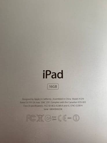 Scanners: IPad 1 A1219 ⚙️ Info:    - Za delove    - Kad se poveže na punjač, ne — 3