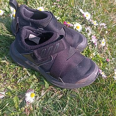 Crne dečije patike bez pertli sa čičak-trakom - Brend: Adidas