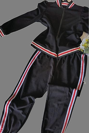 doca tasne: Crni komplet trenerke – gornji deo i donji deo - Materijal: mekana — 2