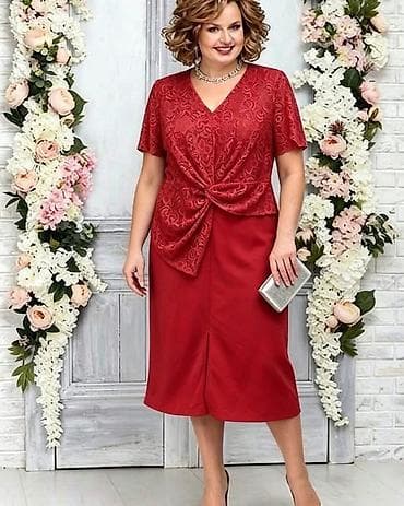 exkluzivne haljine: Haljina elegantna mid sa čipkanim gornjim delom. Midi dužina,ravan — 4