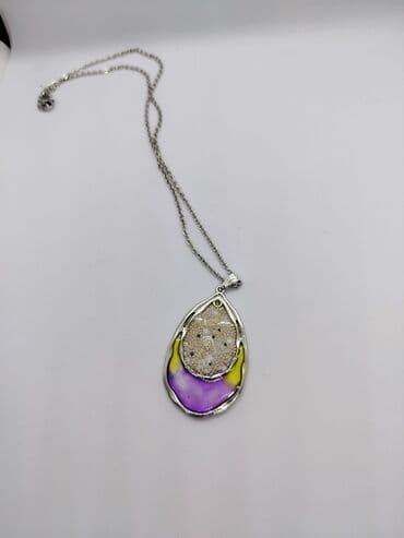 Ogrlica sa priveskom, Handmade, Materijal: Epoksi smola — 15