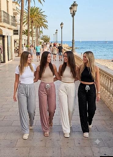 ogrlica sa biserima: Pantalone sa cirkonima bez dzepova,sira nogavica. Vel.M/L,XL/2XL 🥰Cena — 1