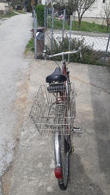 lanac za motor: Gradski bicikl sa korpom i svetlima - Ram: klasični čelični ram — 2